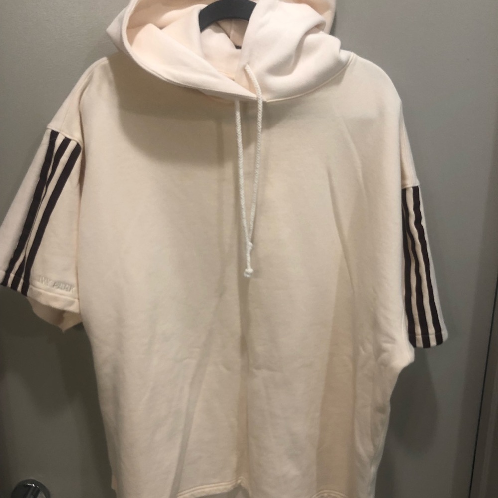 IVY PARK Hoodie Drop 1